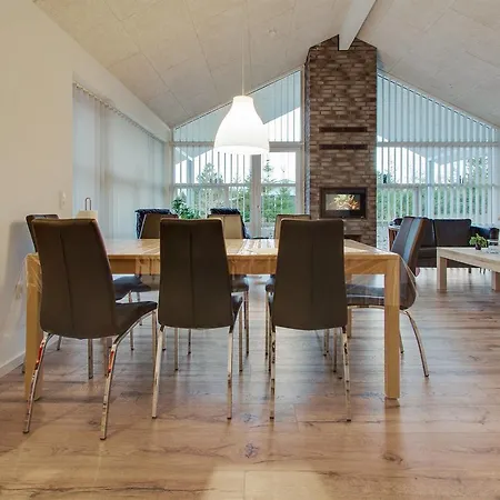Four-bedroom Holiday In Tatil Evi