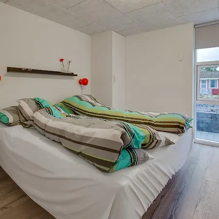 Four-bedroom Holiday In * Hals