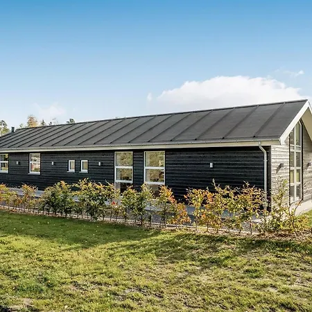 Four-bedroom Holiday In Hals